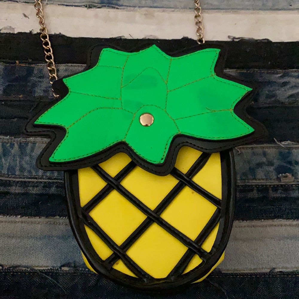 Pineapple Crossbody Bag ❤️